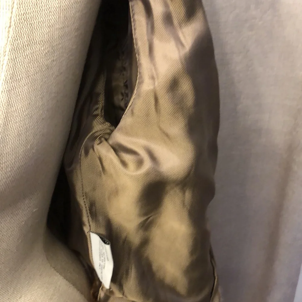 Gorgeous Cache 100% lamb leather jacket. The inside is polyester and lamb fur. - Picture 2 of 9